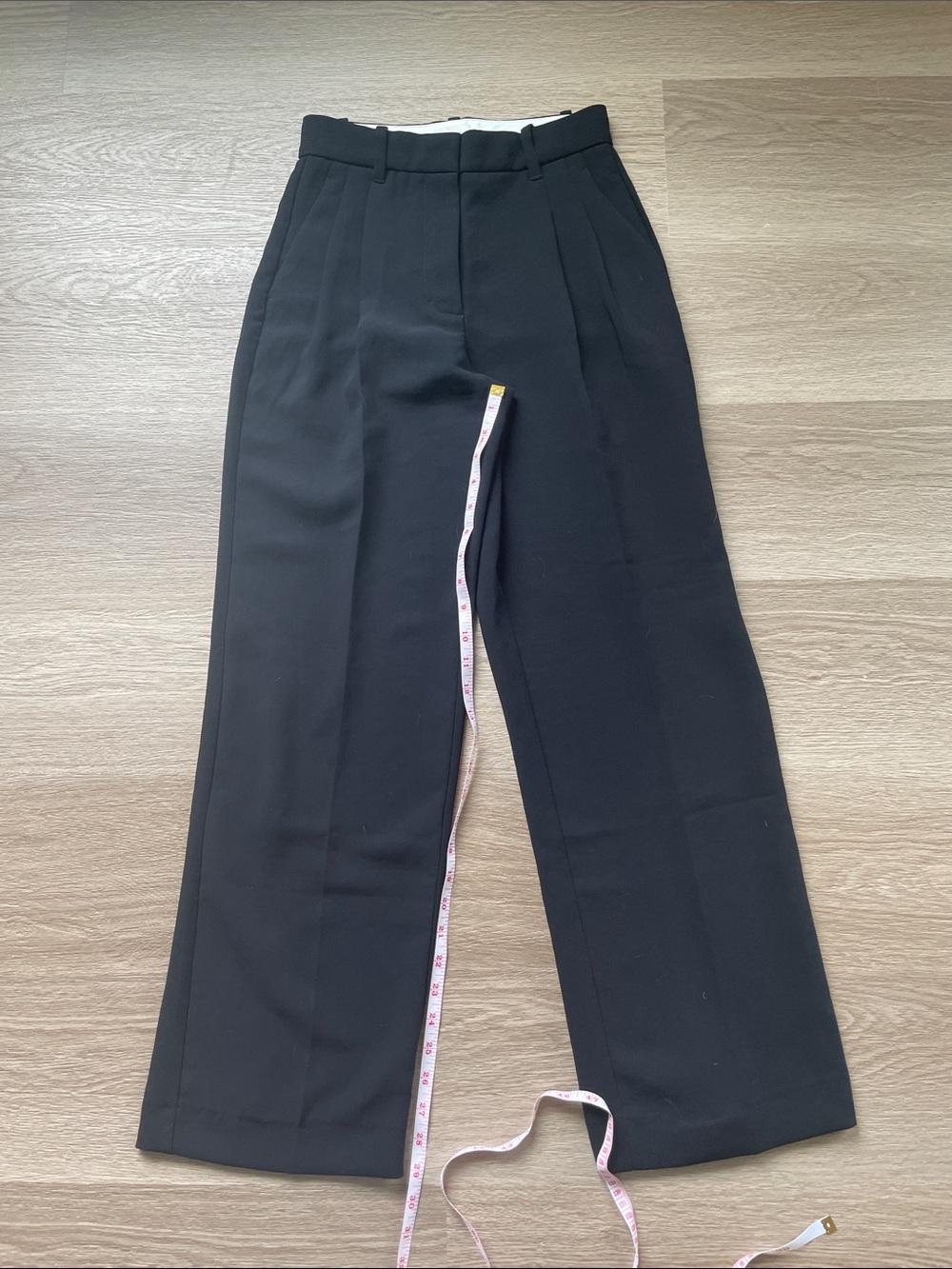 Aritzia Effortless Pants